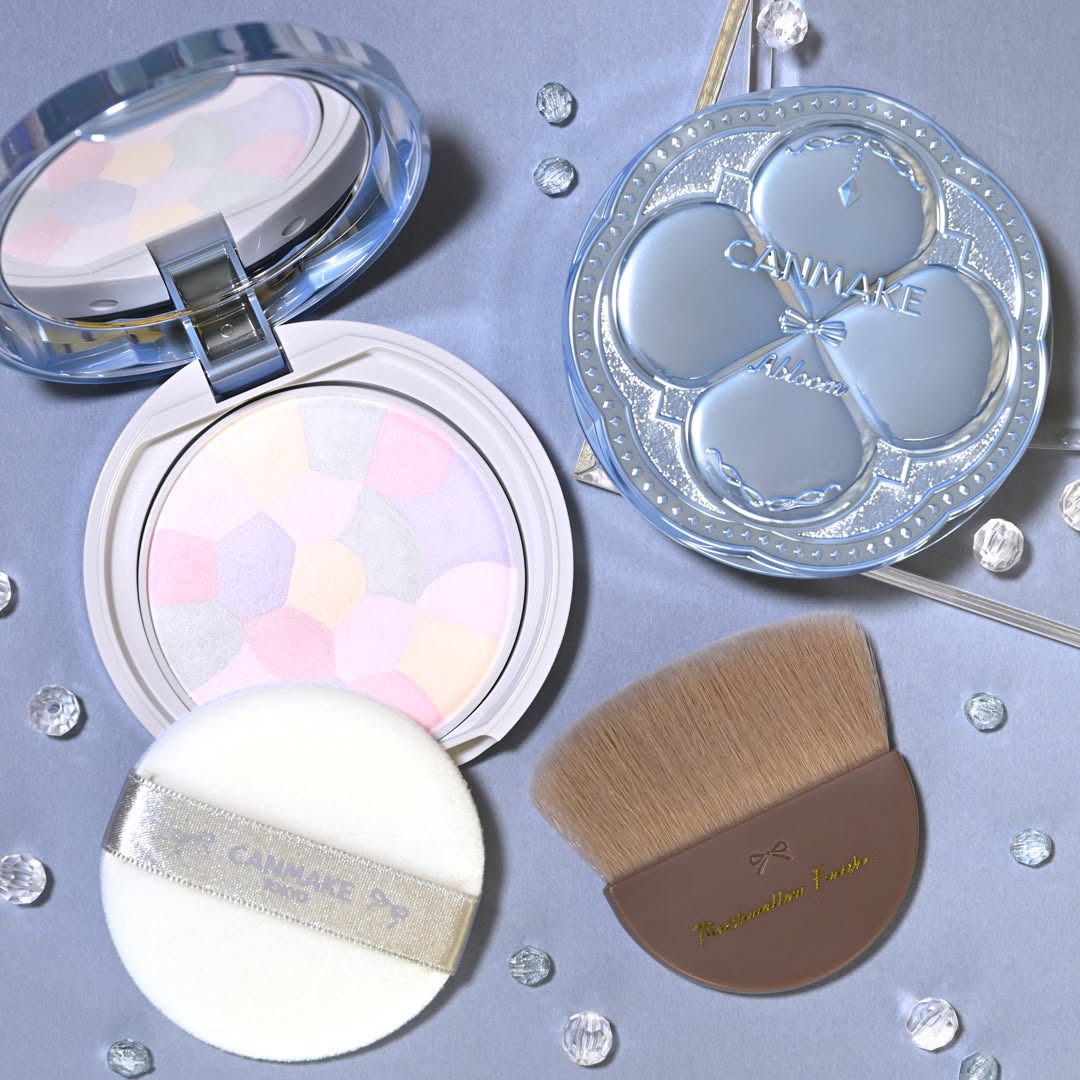 Canmake Illuminating Finish Powder Abloom #01 Hydrangea Garden